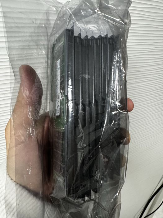 2 memorii ddr5 16 gb ecc