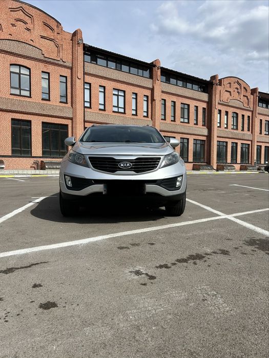 Автомобиль Kia sportage