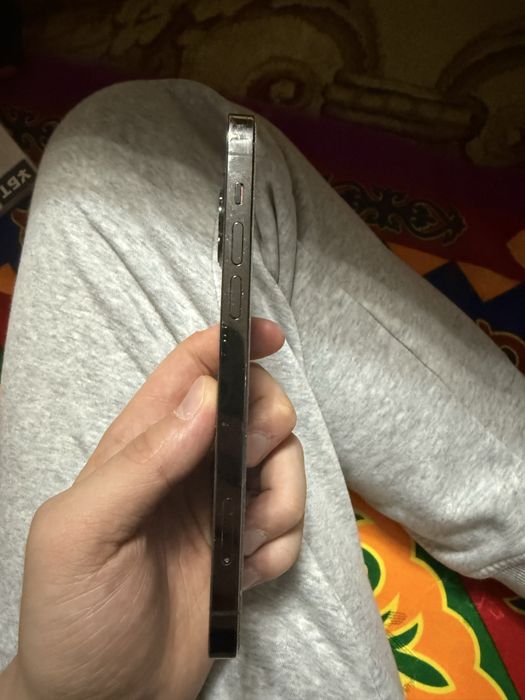Продам Iphone 12 pro