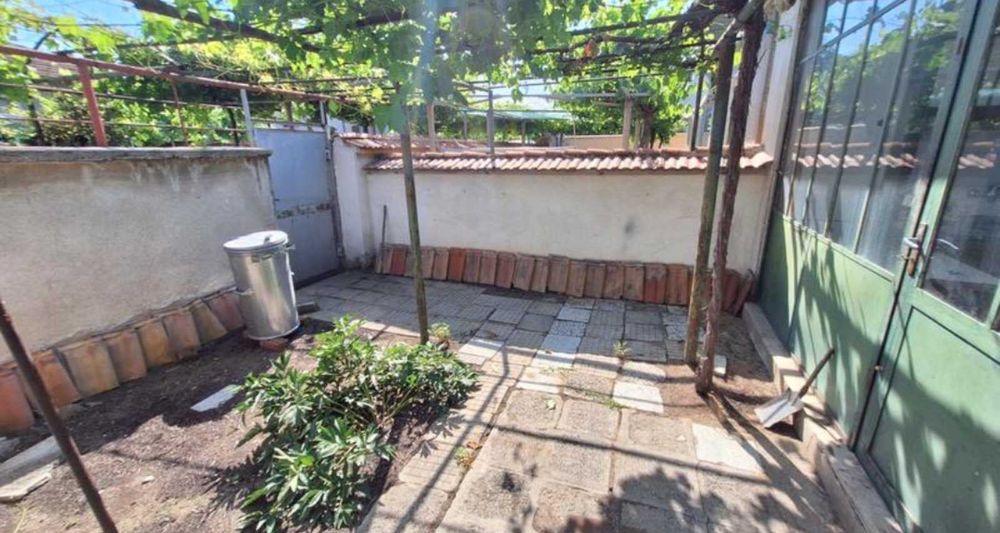 от собственик къща в гр. Съединение