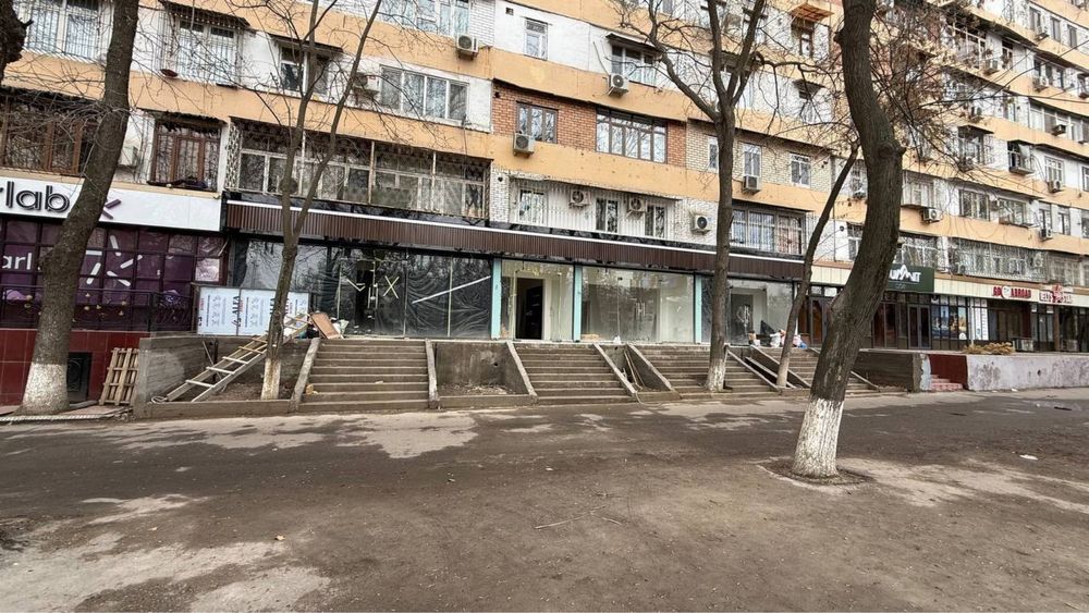 Продается нежилое помещение вдоль дороги! Хамза!