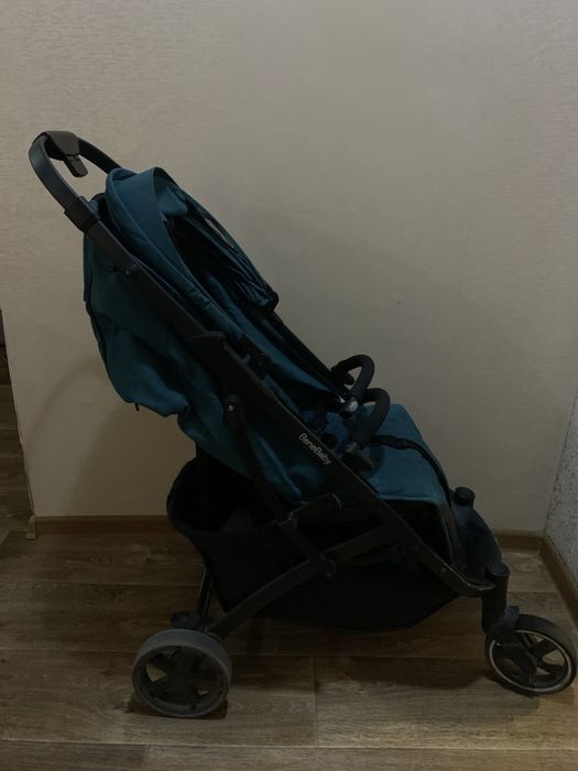 Продам коляску в отличном состояние