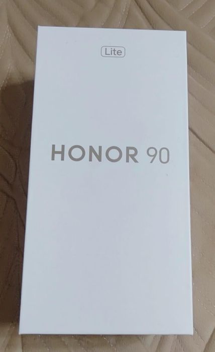 Телефон HONOR 90  256 гб