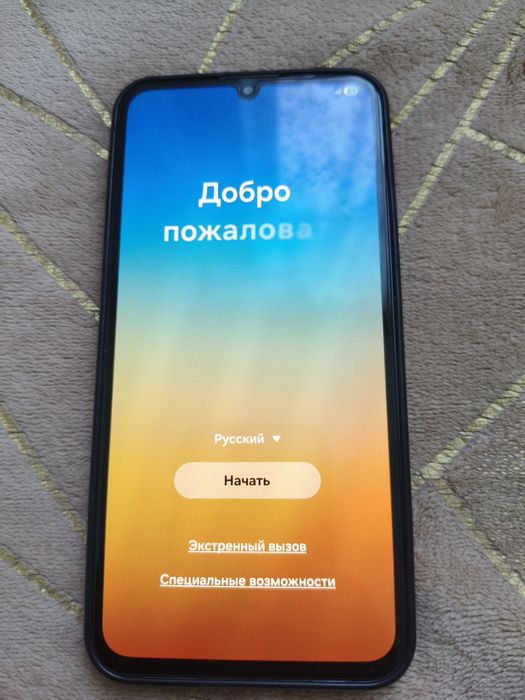 Продам телефон ,