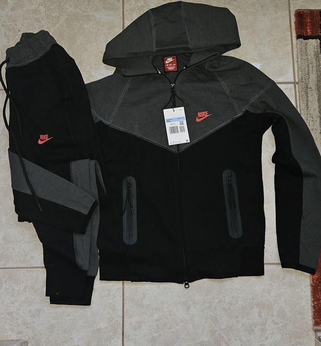Set trening Nike tech gri+negru