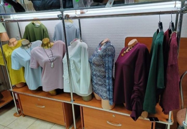 Витрины стеклянные