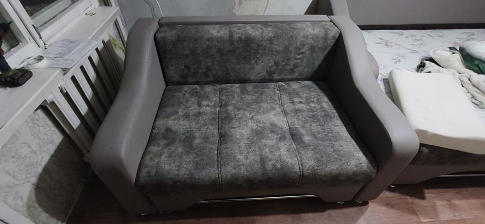 Продам кресло диван