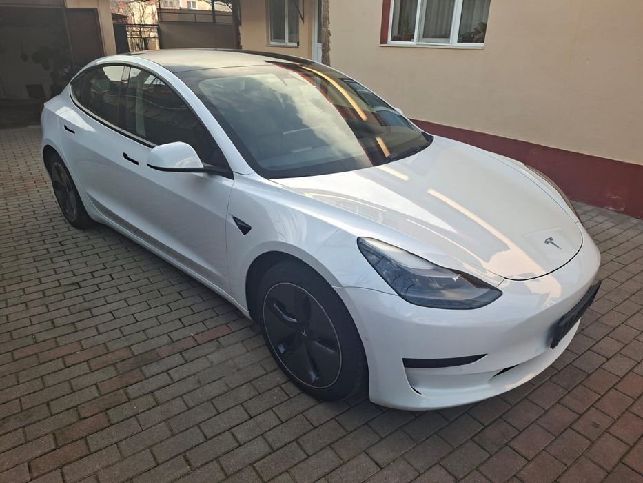 Tesla Model 3 Standard Range LFP 2021