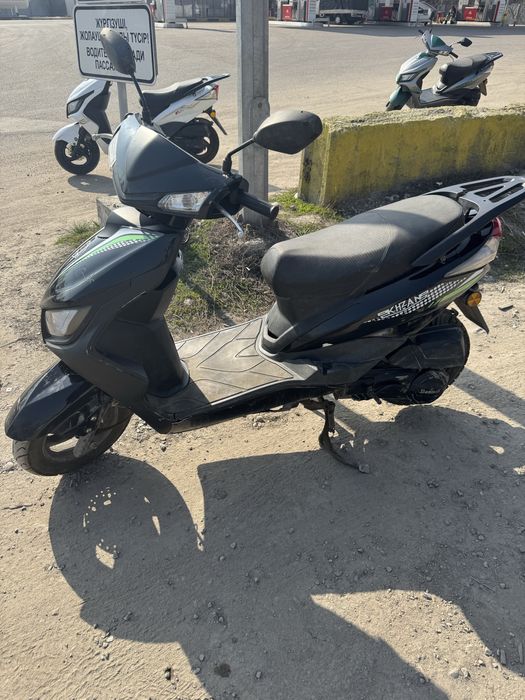 Мопед Скутер Ми 8