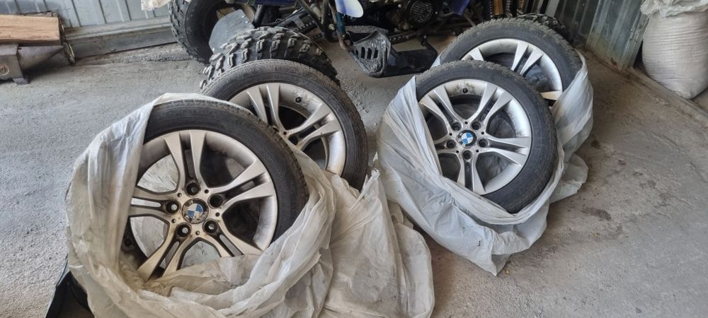 Jante cu cauciucuri de iarna pentru  BMW