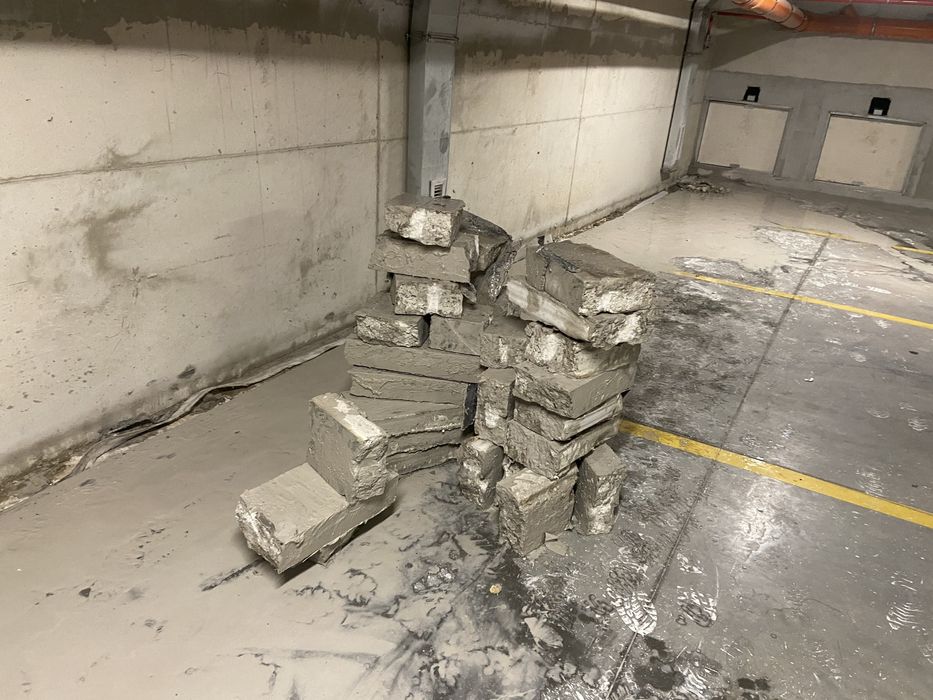 Кърти Чисти Извозва