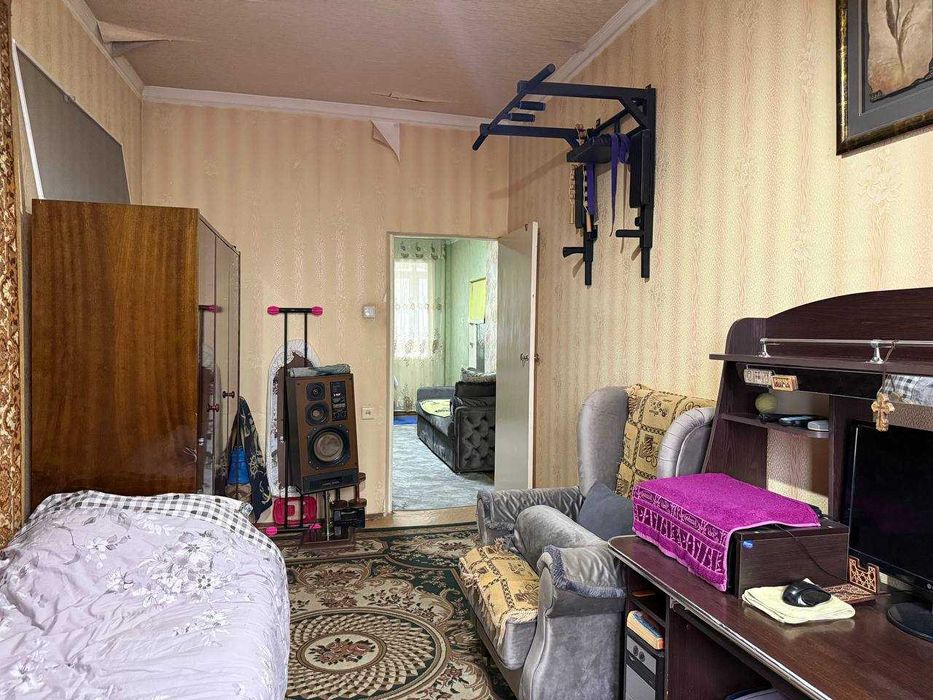 Продаётся 3-х комнатная квартира на Юнусабаде 8