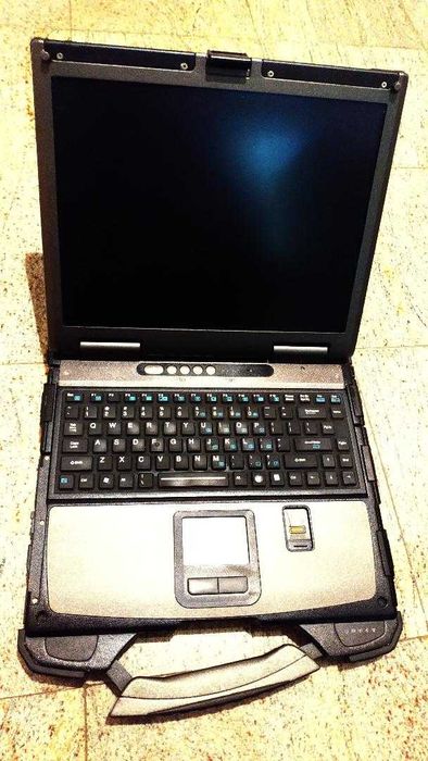Laptop militar Getac uz auto diagnoza, agricultura, industrie, Intel