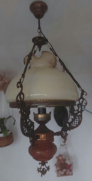 Старинен Полилей тип КУПОЛ закупен от Нидерландия.