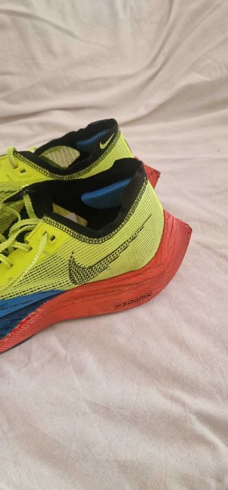 Продавам маратонки Nike