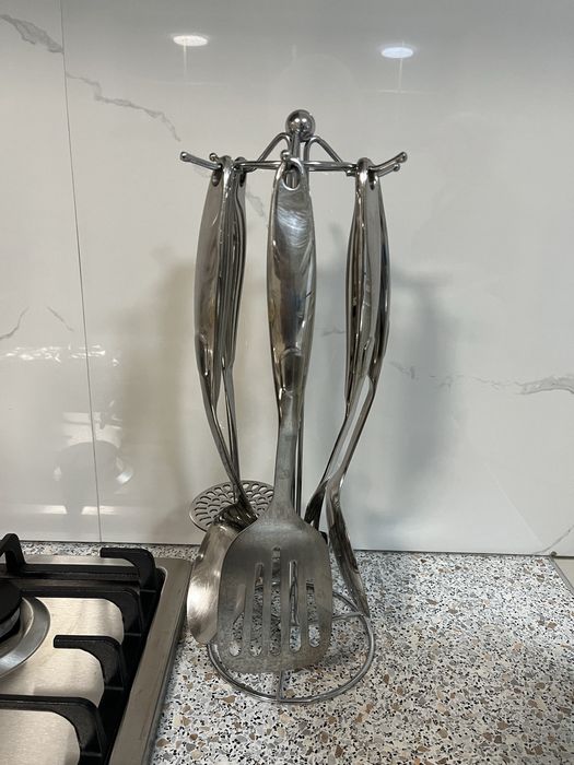 Продам набор кухонных принадлежностей