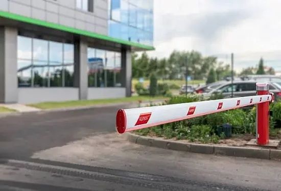 Шлагбаумы с установкой.