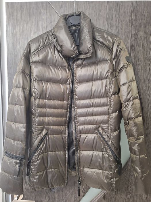 Geaca Andrew Marc noua. Marimea M.