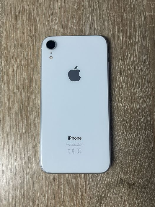 Айфон хр.       .