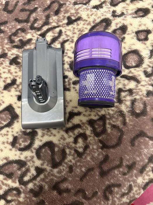 Baterie și filtru Dyson V 11-SV14
