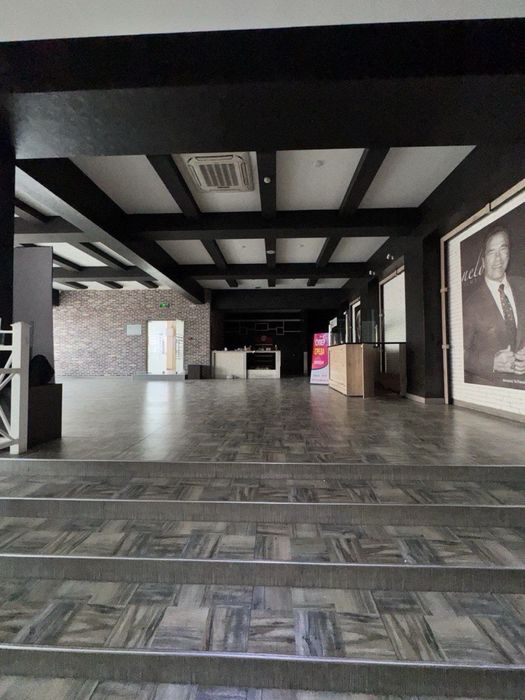 Сдаётся Помещение в ТЦ 1400м2 Орн-Максимка метро БИЙ (N8)