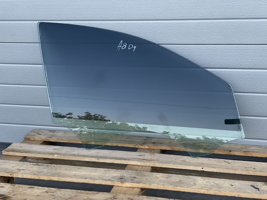 Предно дясно стъкло AUDI A8 S8 D4 4H0845202A