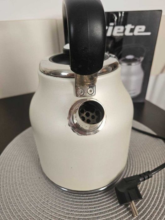 Fierbător electric Ariete Classica 2864, 1,7 L, 2200 W - stare bună