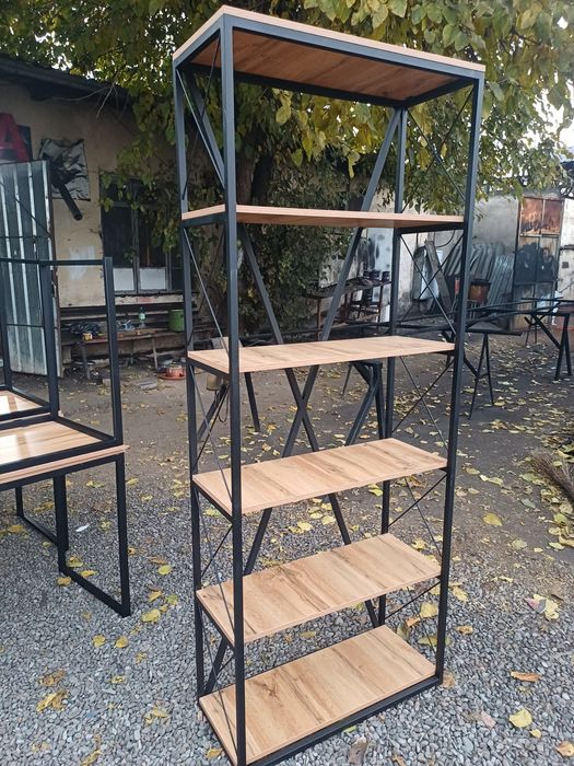 Loft stellaj sotiladi sifati zor