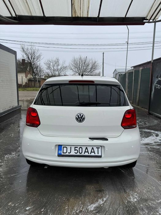 vw polo, culoare alb, an fabricatie 2011
