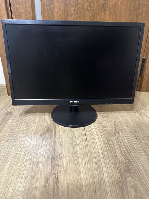 Монитор Philips 223V5L