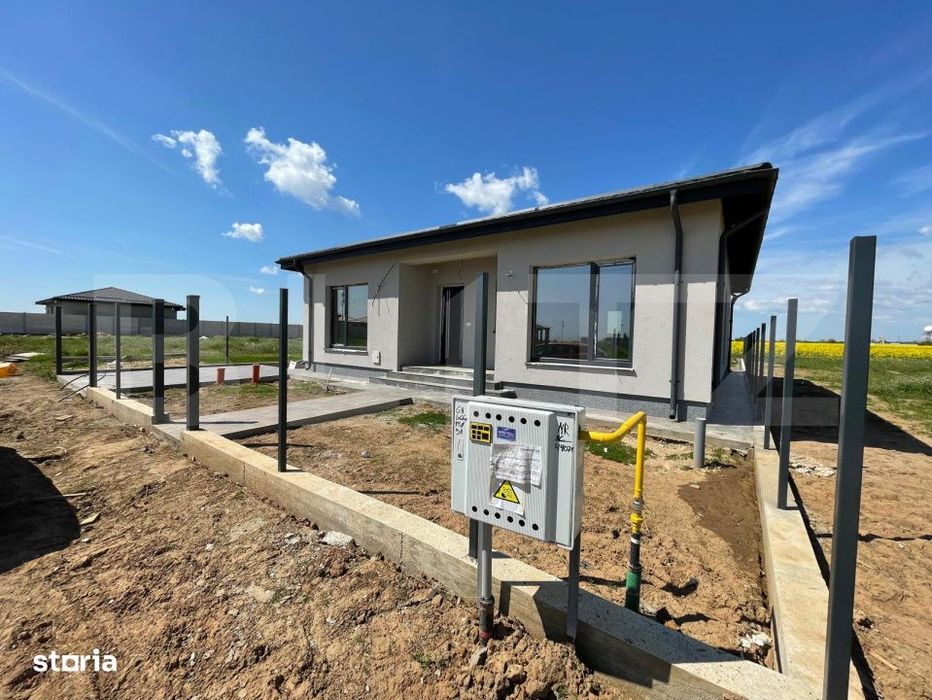 Casa parter, 4 camere, teren 477 mp, zona Aeroport