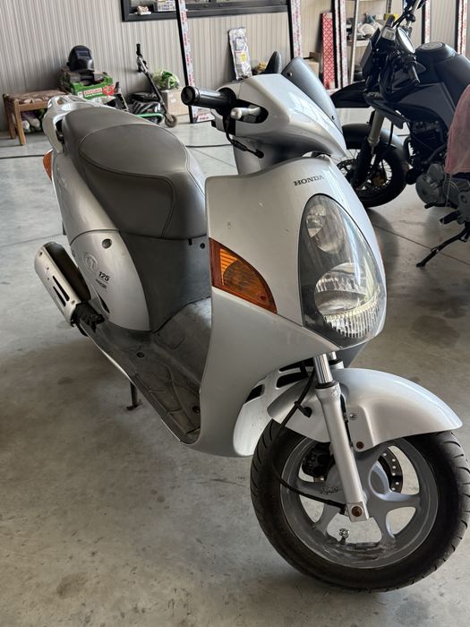 Honda 125 @ скутер