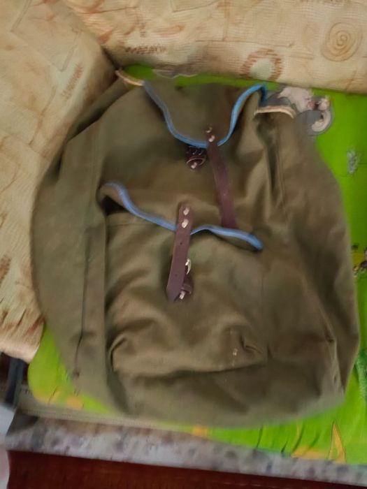 Продам рюкзак бу