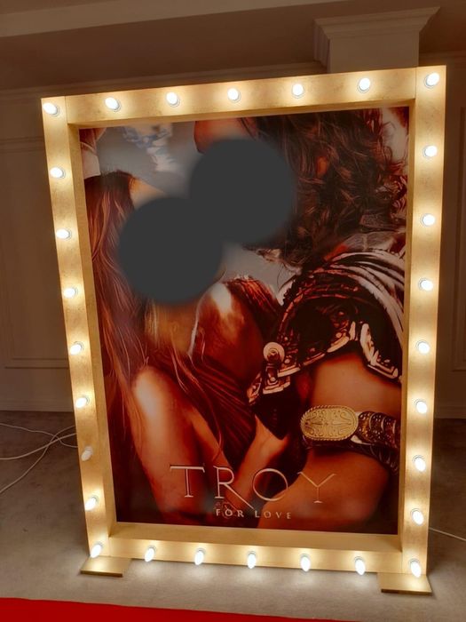 Tablouri Luminoase Tip Rama / Photo Corner Evenimente – 1.5m x 2m