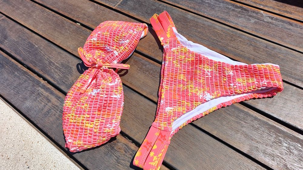 Vand costume baie