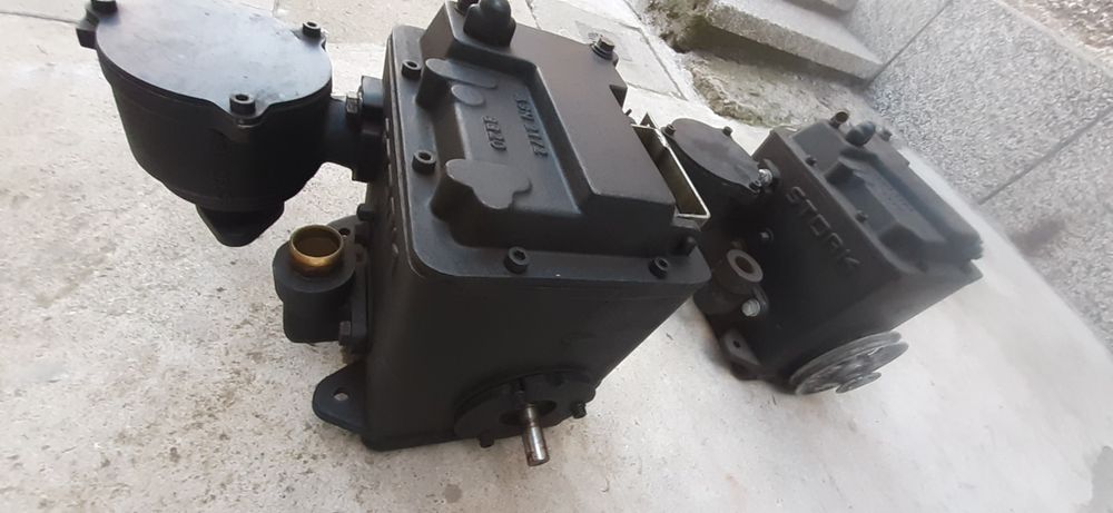 ,Помпи за горива и вода.