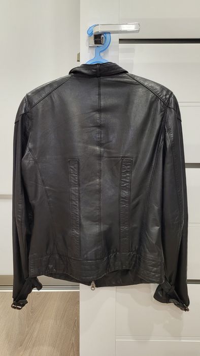 Кожаная женская куртка