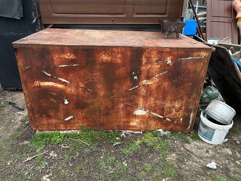 Продам бочку 2-т