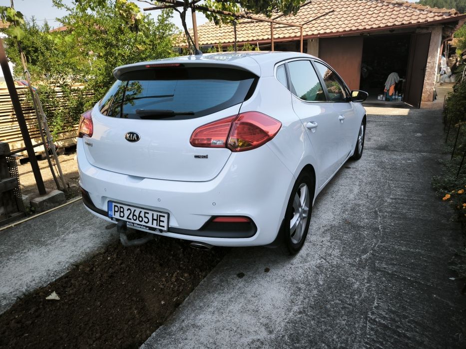 Продавам Kia Ceed 1.6 crdi 128