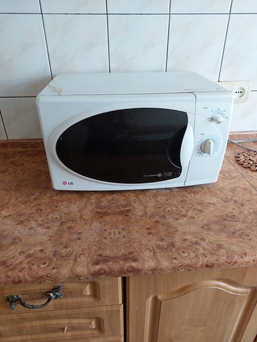 Микроволновая печь,продам