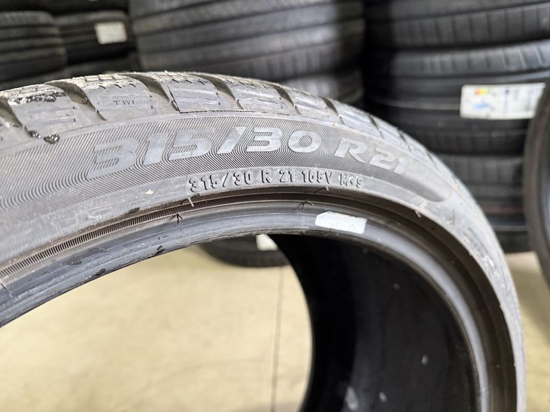 275/35/21 315/30/21 Pirelli 4piese