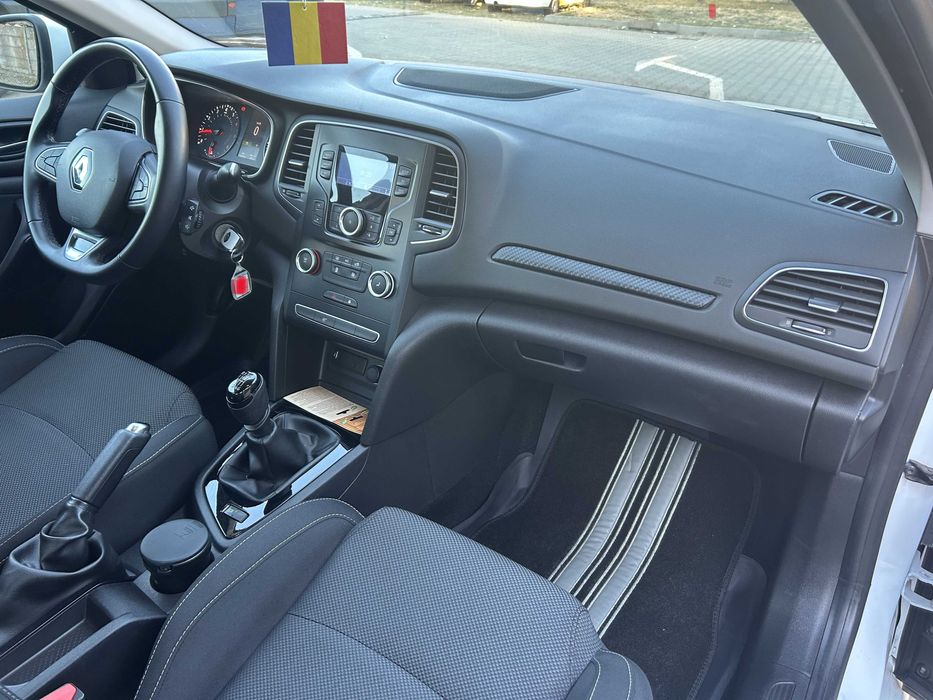 Renault  Megane Tce   Zen  1000 cmc  115 cp  Life  2021 Benzina