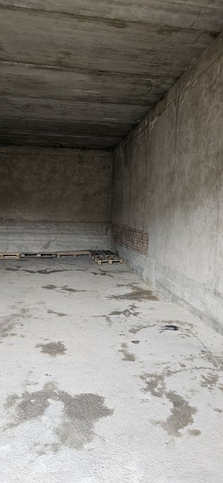 Сдам склады  с кваритирой во времянке
