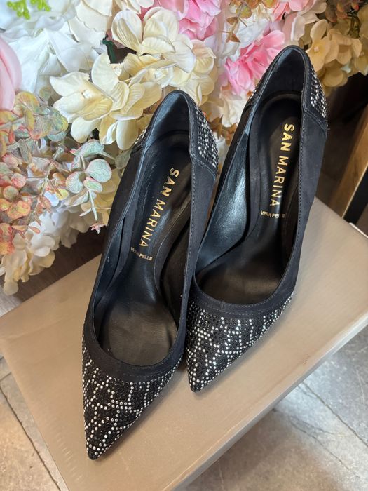 Велурени обувки на висок ток San Marina