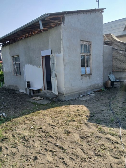 Ер учаска 9.5 соток сотилади.