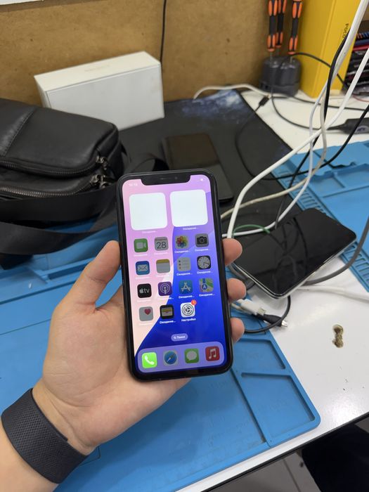 iPhone Xr 64gb срочни сотилади