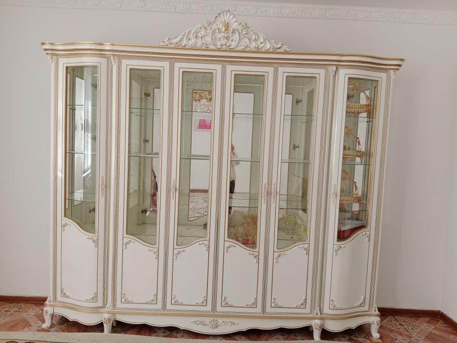 Сервант сатылады