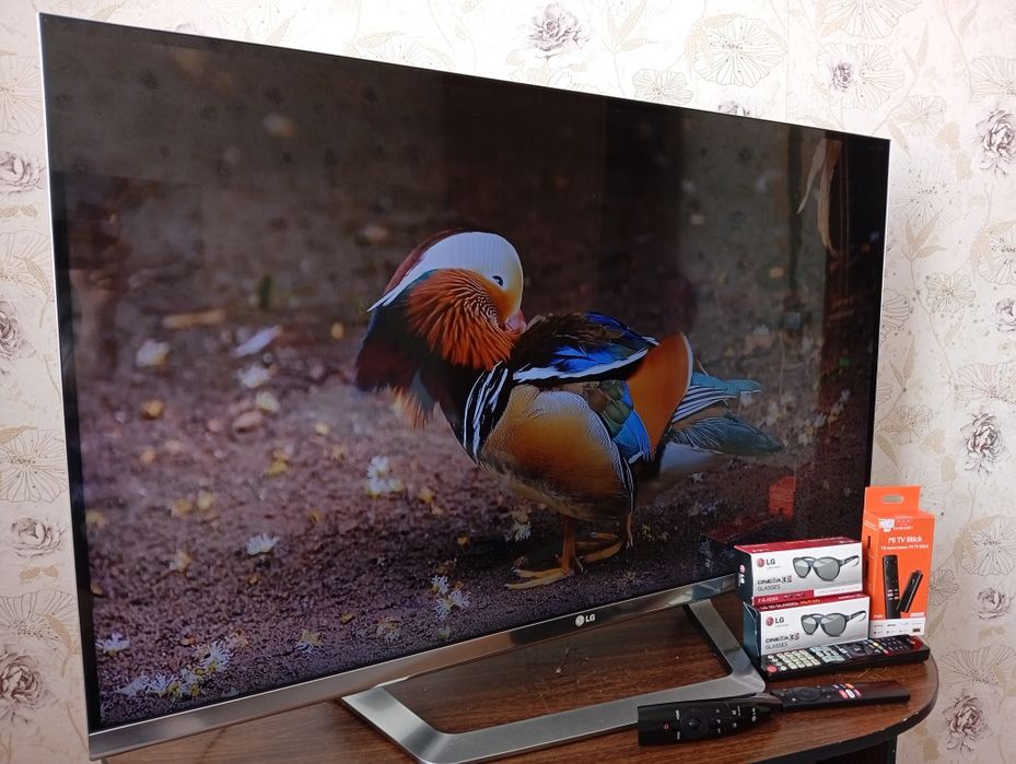 Продам 3D телевизор  120см