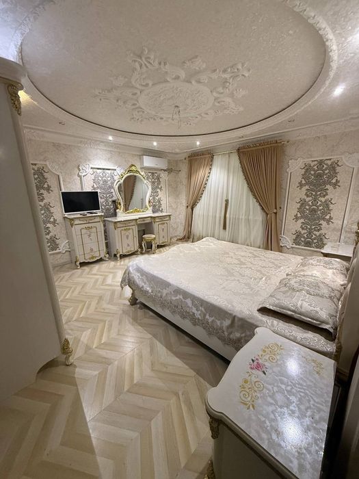 Mirzo Ulug'bek metro Bankovskiy 5 hona 1 etaj /4  150 kv