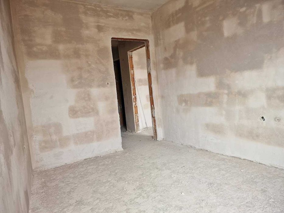 Продава се Тристаен апартамент в Варна, Погреби - 98 кв.м за 1898 €/кв.м - Снимка #5